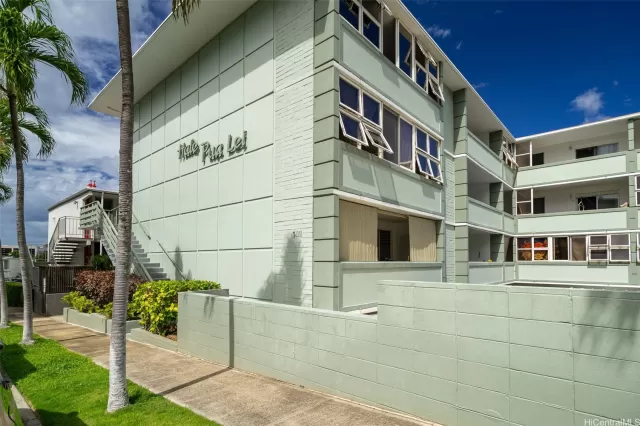 MLS: 202524413 Condo For Sale