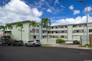 Photo #2: 202524413 Listing 