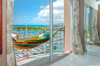 Photo #5: 202524417 Listing