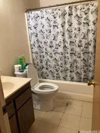 Photo #4: 202524428 Listing 