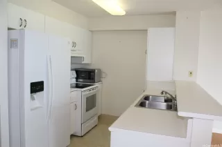 Photo #4: 202524439 Listing 