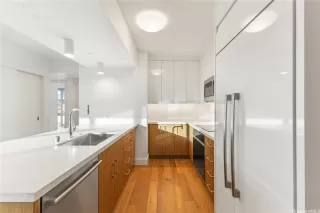 Photo #6: 202524441 Listing 