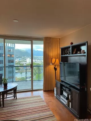 Photo #6: 202524483 Listing 