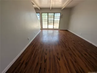 Photo #2: 202524485 Listing