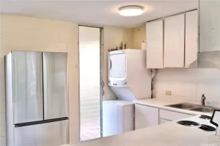 Photo #5: 202524490 Listing 