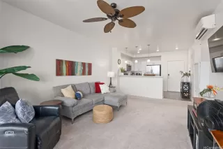 Photo #2: 202524497 Listing 