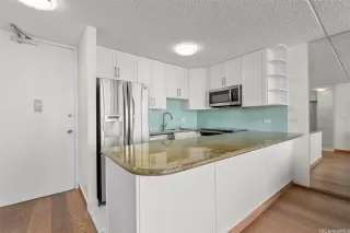 Photo #6: 202524502 Listing 