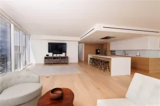 Photo #3: 202524507 Listing 