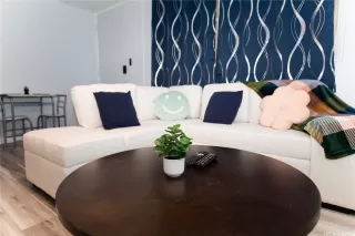 Photo #2: 202524521 Listing 