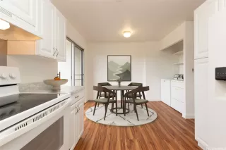 Photo #3: 202524539 Listing 