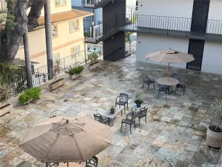 Photo #2: 202524546 Listing 