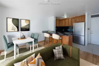 Photo #4: 202524546 Listing 