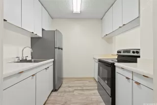 Photo #4: 202524572 Listing