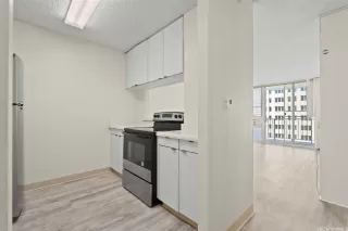 Photo #5: 202524572 Listing