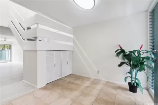 Photo #3: 202524581 Listing 