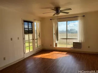 Photo #5: 202524586 Listing 