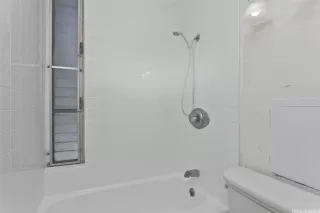 Photo #5: 202524594 Listing 