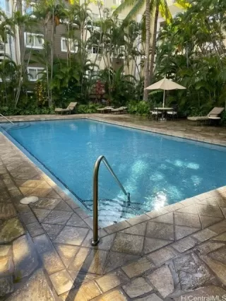 Photo #5: 202524596 Listing 