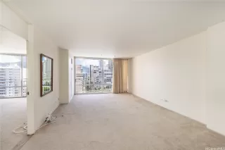 Photo #5: 202524601 Listing