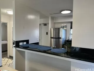 Photo #3: 202524619 Listing 