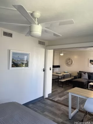 Photo #6: 202524619 Listing 