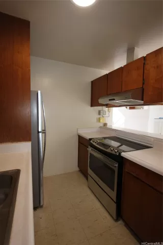 Photo #2: 202524704 Listing 