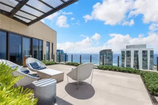 More Details about MLS # 202524719 : 987 QUEEN STREET 2814