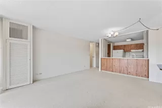 Photo #3: 202524722 Listing 