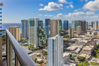 Photo #2: 202524727 Listing 