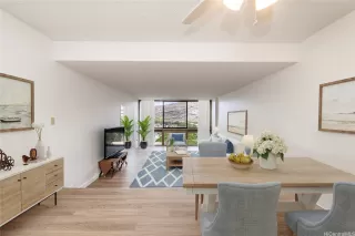 Photo #2: 202524730 Listing 