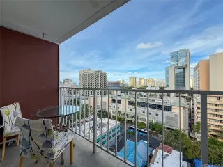 Photo #5: 202524734 Listing 