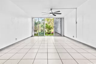 Photo #6: 202524755 Listing 