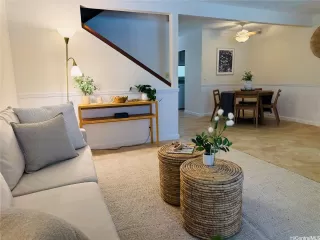 Photo #2: 202524765 Listing 