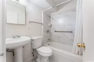 Photo #5: 202524770 Listing 