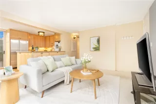 Photo #4: 202524772 Listing 