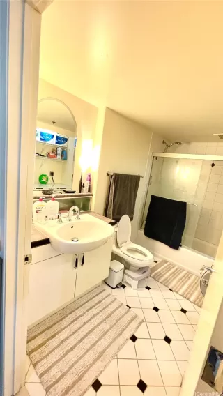 Photo #4: 202524780 Listing 