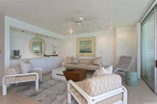 Photo #5: 202524786 Listing 