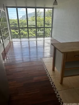 Photo #3: 202524790 Listing 