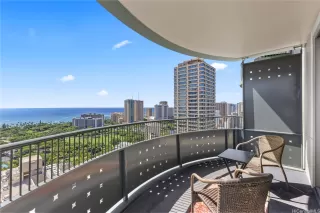 Photo #5: 202524797 Listing 