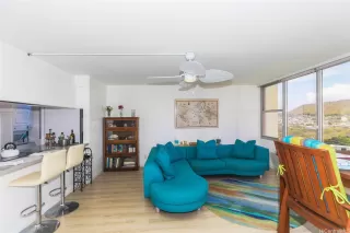 Photo #3: 202524807 Listing 