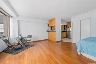 Photo #3: 202524836 Listing 