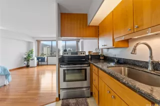 Photo #6: 202524836 Listing 