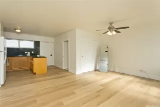 Photo #3: 202524839 Listing 