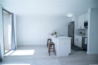 Photo #4: 202524846 Listing 