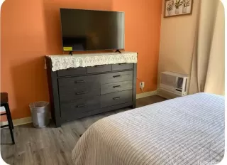 Photo #4: 202524847 Listing 