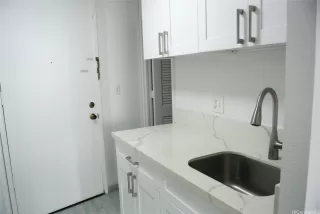 Photo #4: 202524852 Listing 