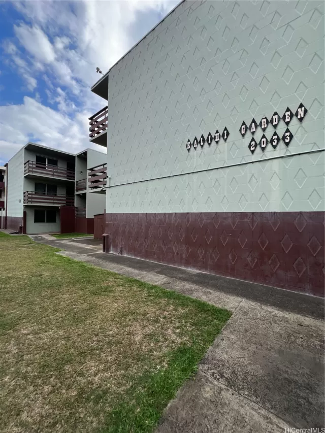 MLS: 202524867 Condo For Sale