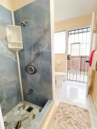 Photo #5: 202524867 Listing 