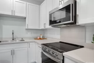 Photo #3: 202524870 Listing 