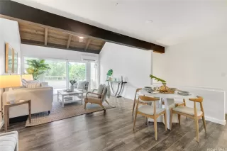 Photo #2: 202524887 Listing 